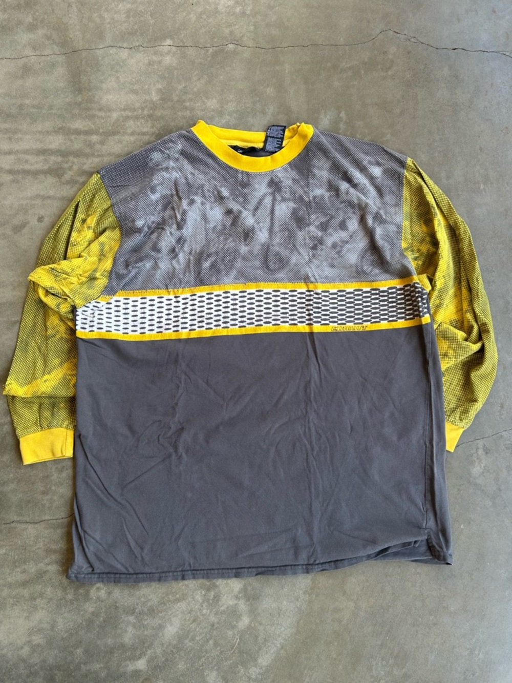 No Boundaries Blue & White Long Sleeve Graphic Tees bundle - Picture 6 of 8